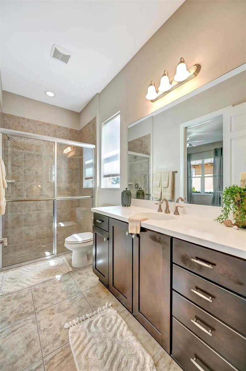 Image 42 of 100 For 1022 Kestrel Court