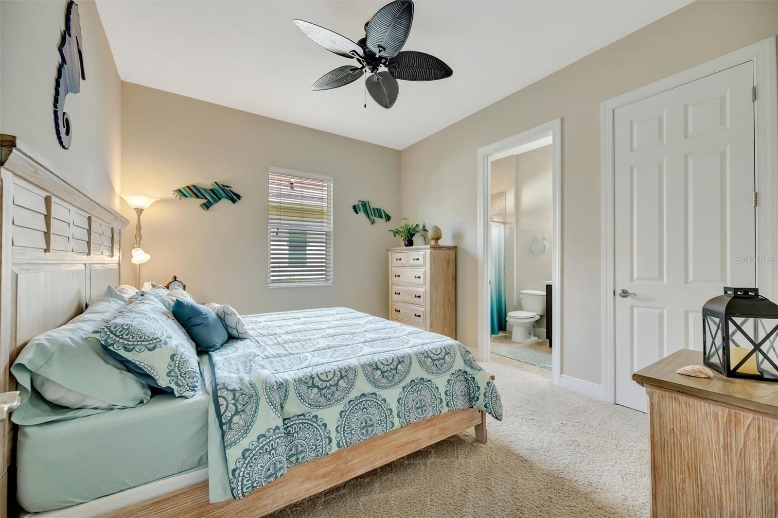 Image 50 of 100 For 1022 Kestrel Court