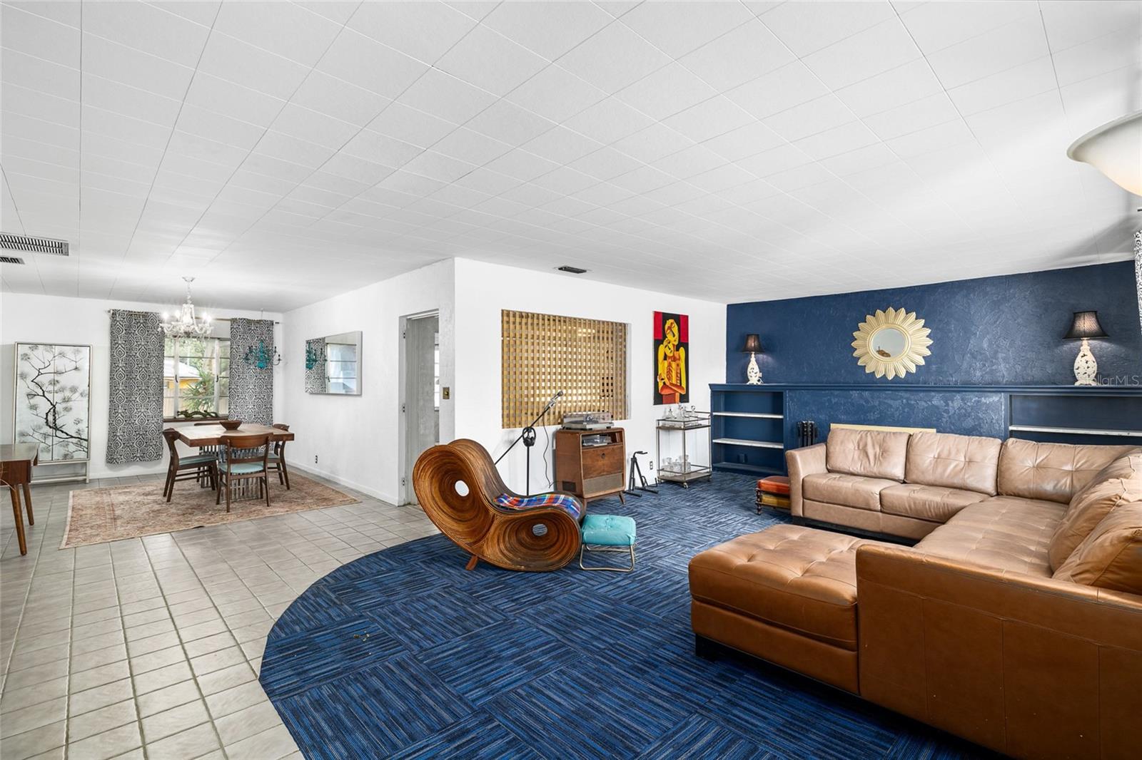 Image 15 of 47 For 2027 Pinecrest Way