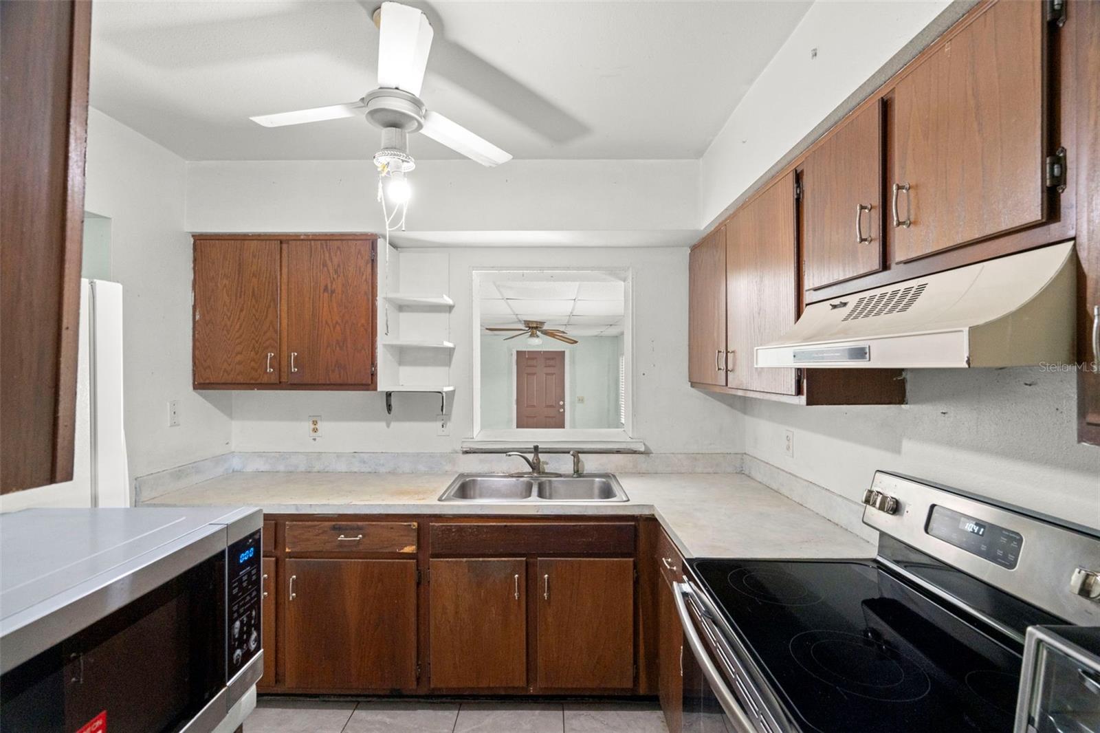 Image 11 of 25 For 2147 Coral Way