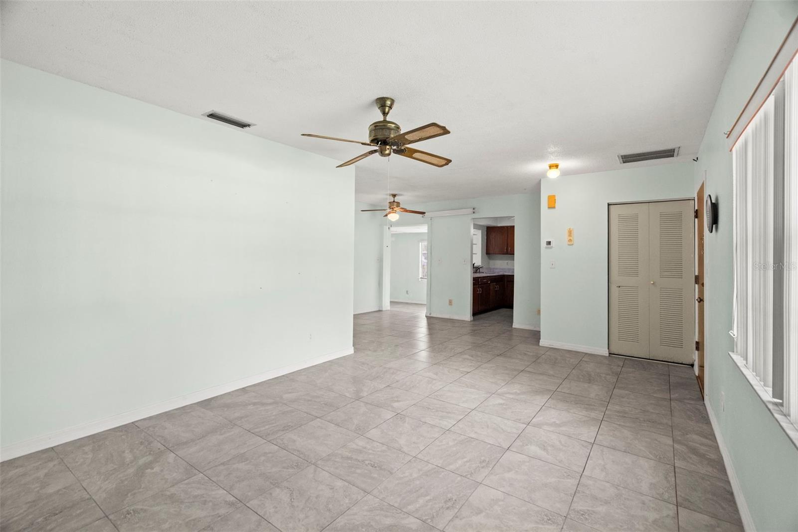 Image 5 of 25 For 2147 Coral Way