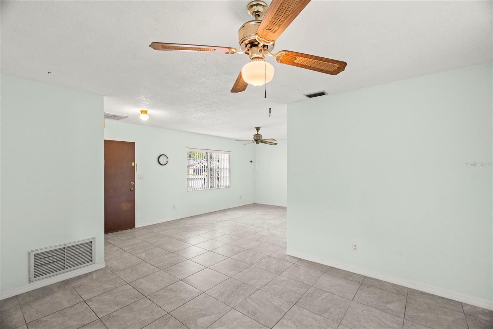 Image 7 of 25 For 2147 Coral Way