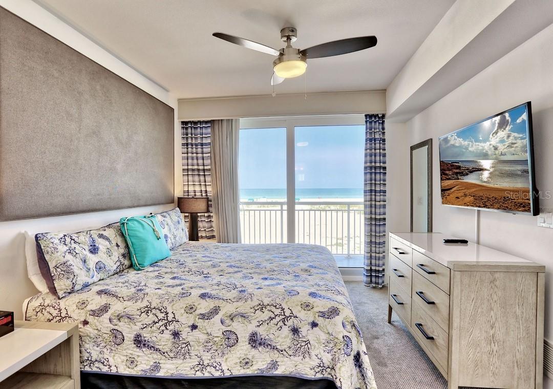 Image 11 of 40 For 10116 Gulf Boulevard 203w