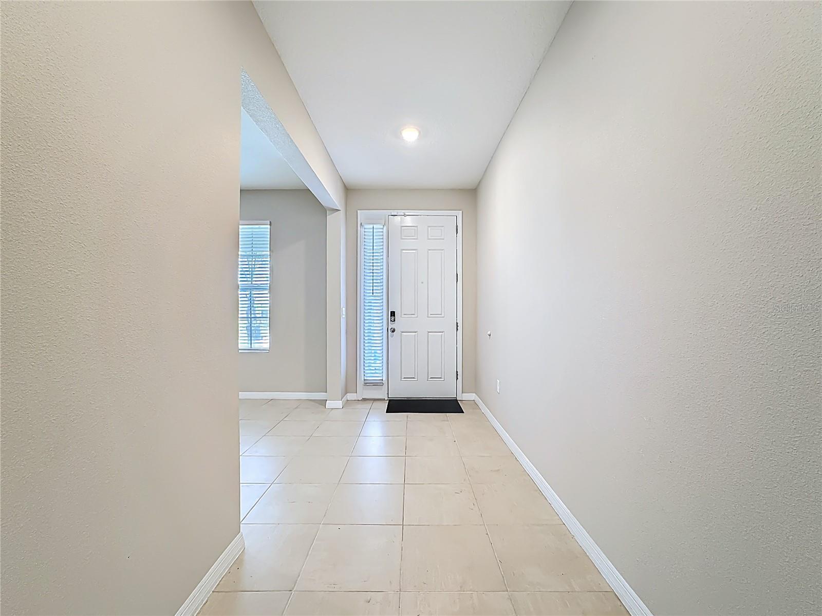 Listing photo id 9 for 13071 Brookside Moss Drive