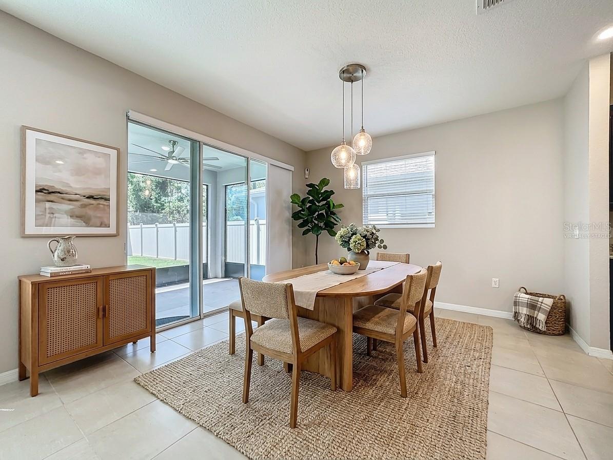 Listing photo id 0 for 13071 Brookside Moss Drive