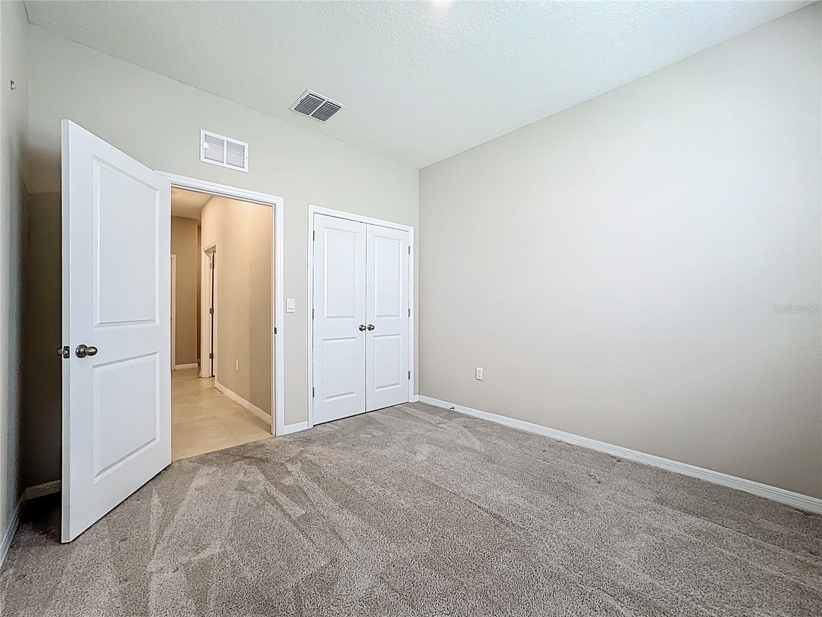 Listing photo id 28 for 13071 Brookside Moss Drive