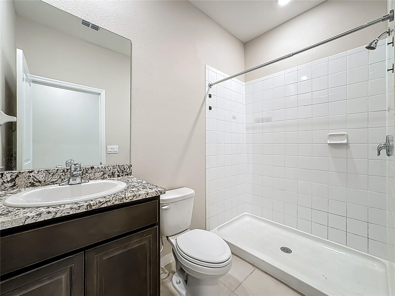 Listing photo id 33 for 13071 Brookside Moss Drive