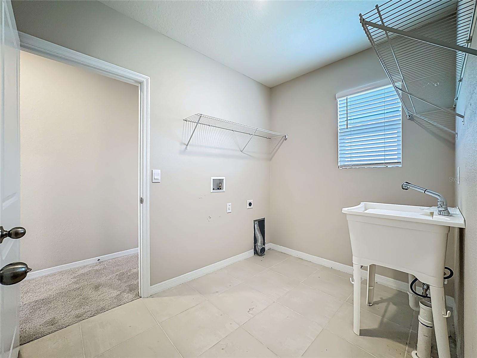 Listing photo id 51 for 13071 Brookside Moss Drive