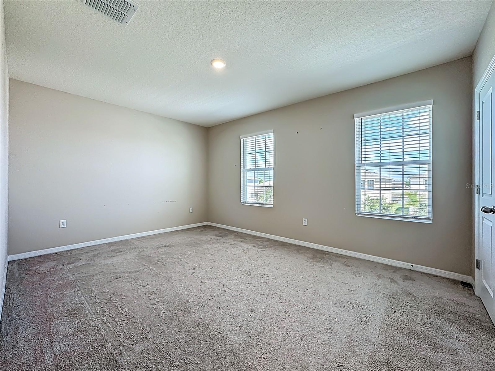 Listing photo id 53 for 13071 Brookside Moss Drive