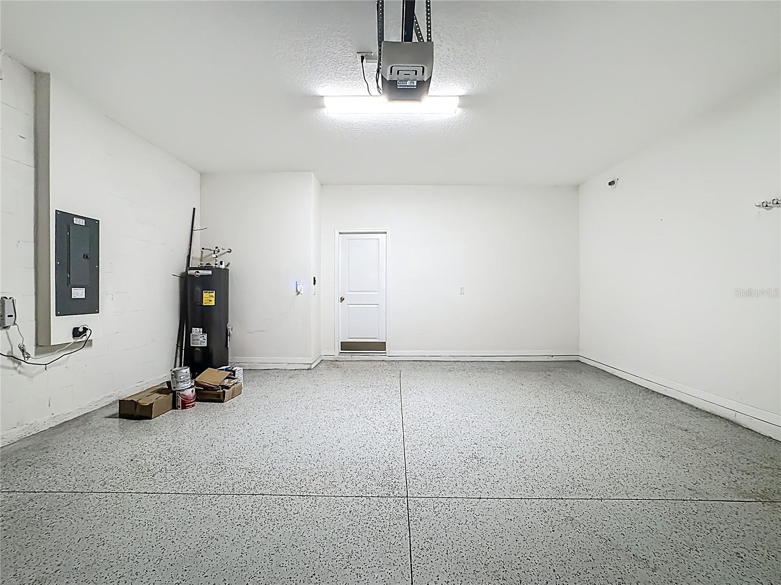 Listing photo id 62 for 13071 Brookside Moss Drive