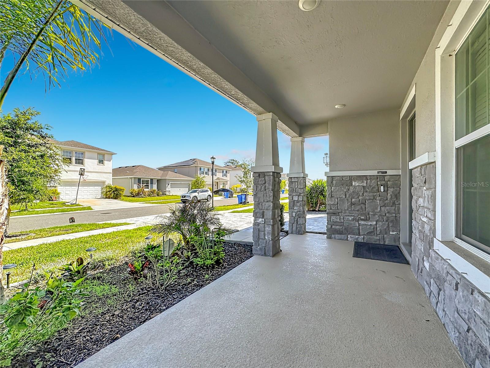 Listing photo id 67 for 13071 Brookside Moss Drive