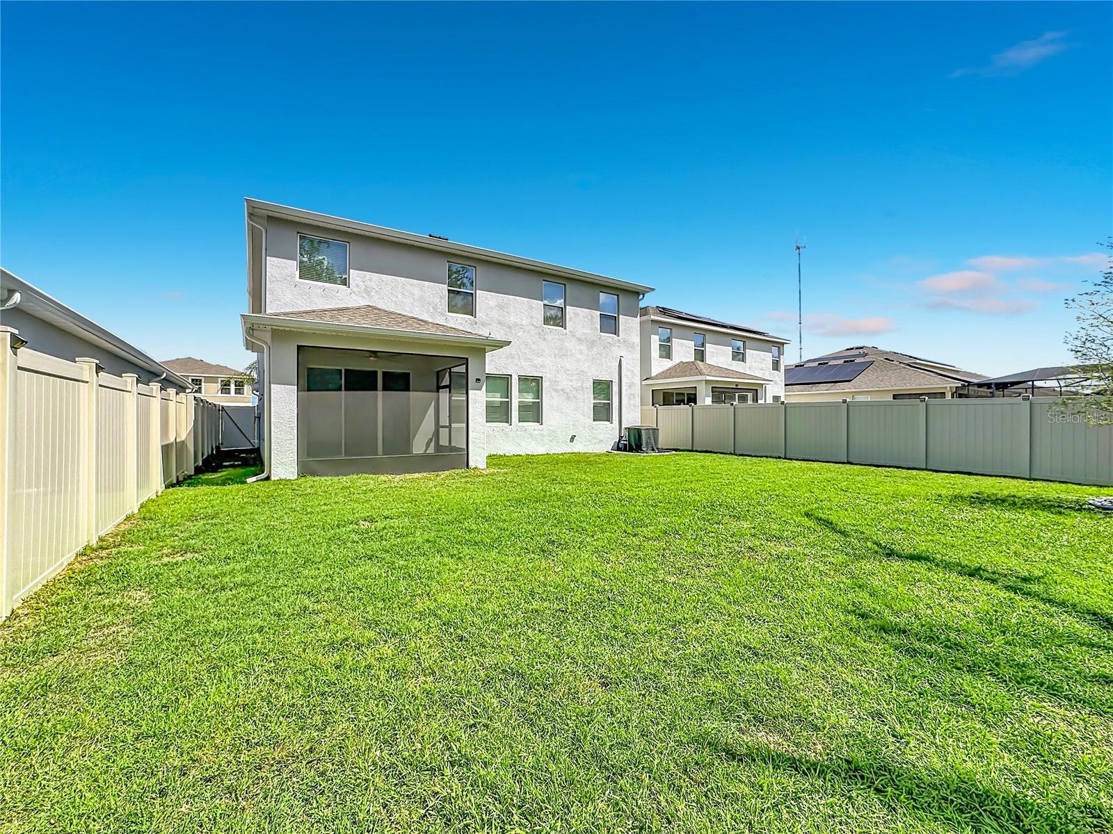 Listing photo id 76 for 13071 Brookside Moss Drive