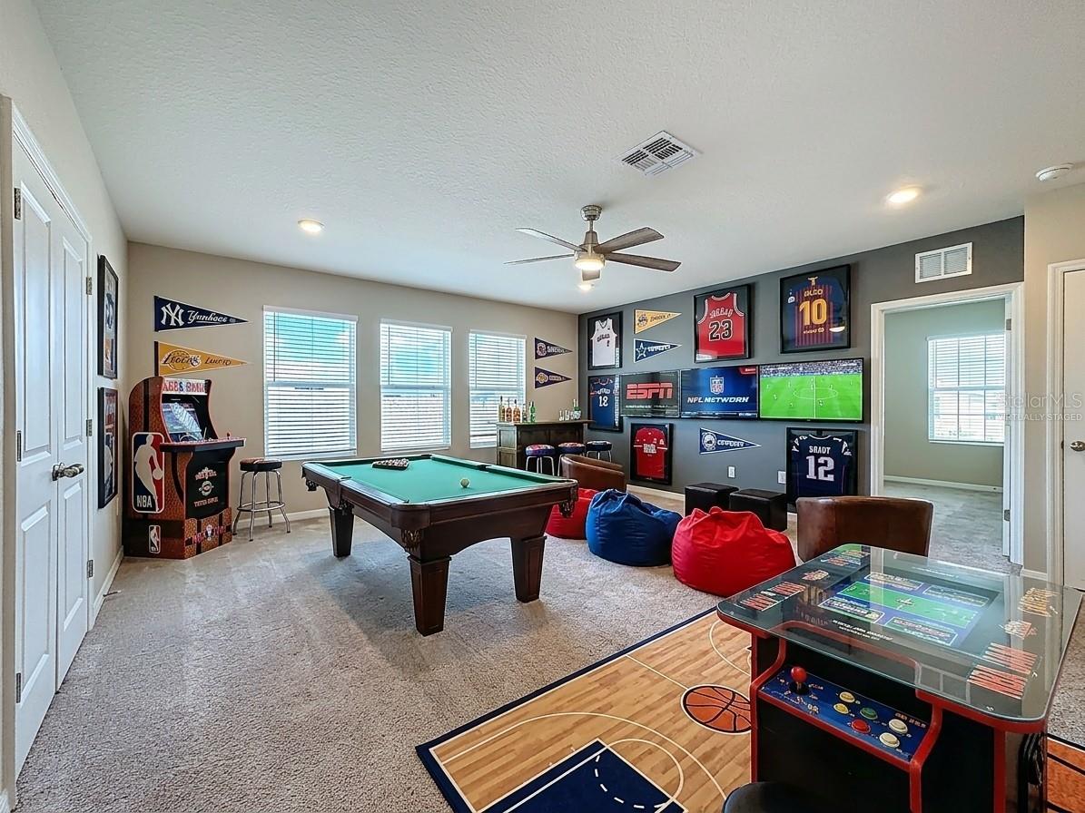 Listing photo id 7 for 13071 Brookside Moss Drive