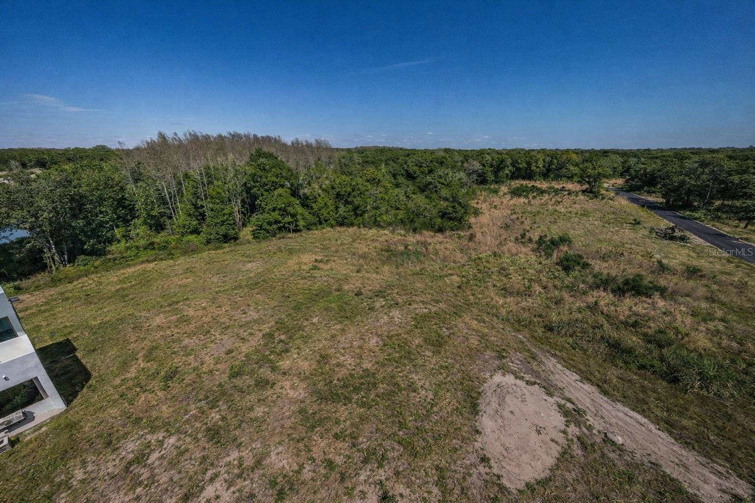 Image 3 of 3 For 210 Skytrail