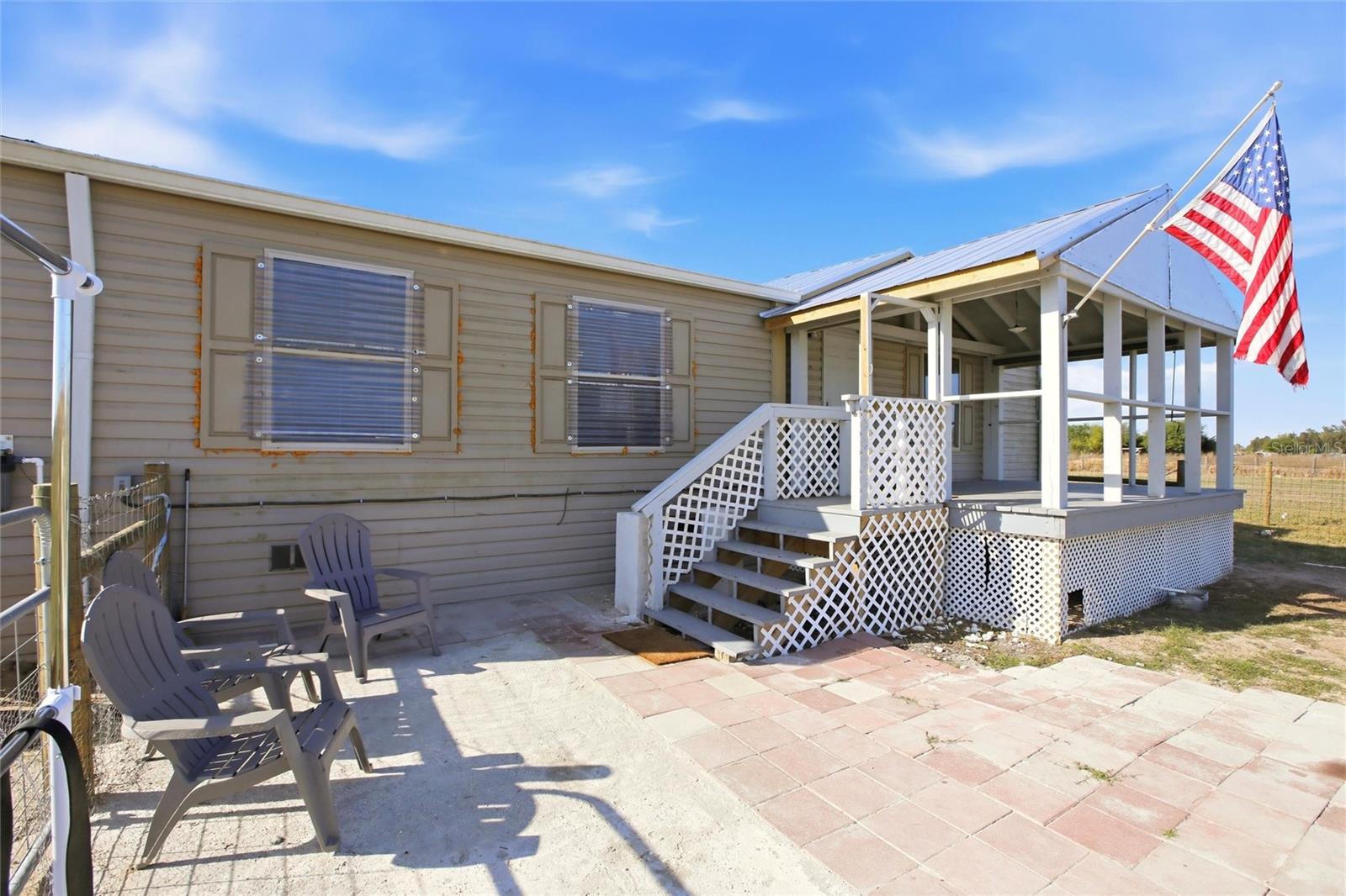 Image 5 of 44 For 1885 Far Pointe Drive