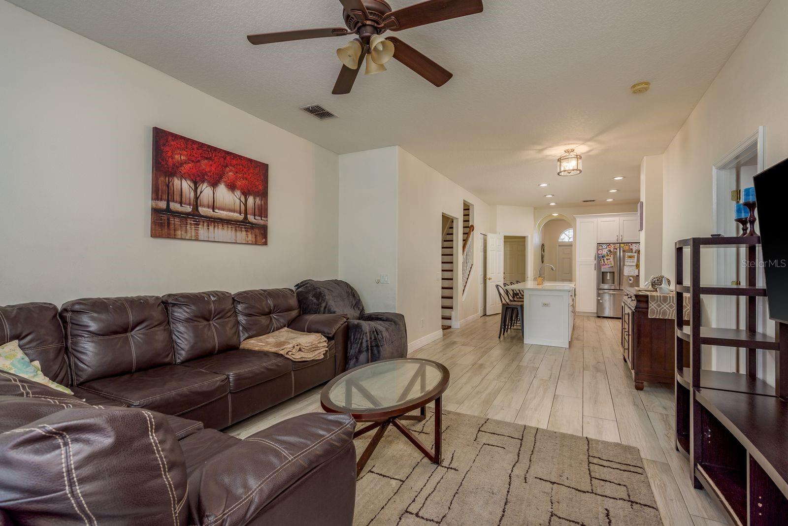 Image 20 of 55 For 17902 Cunningham Court