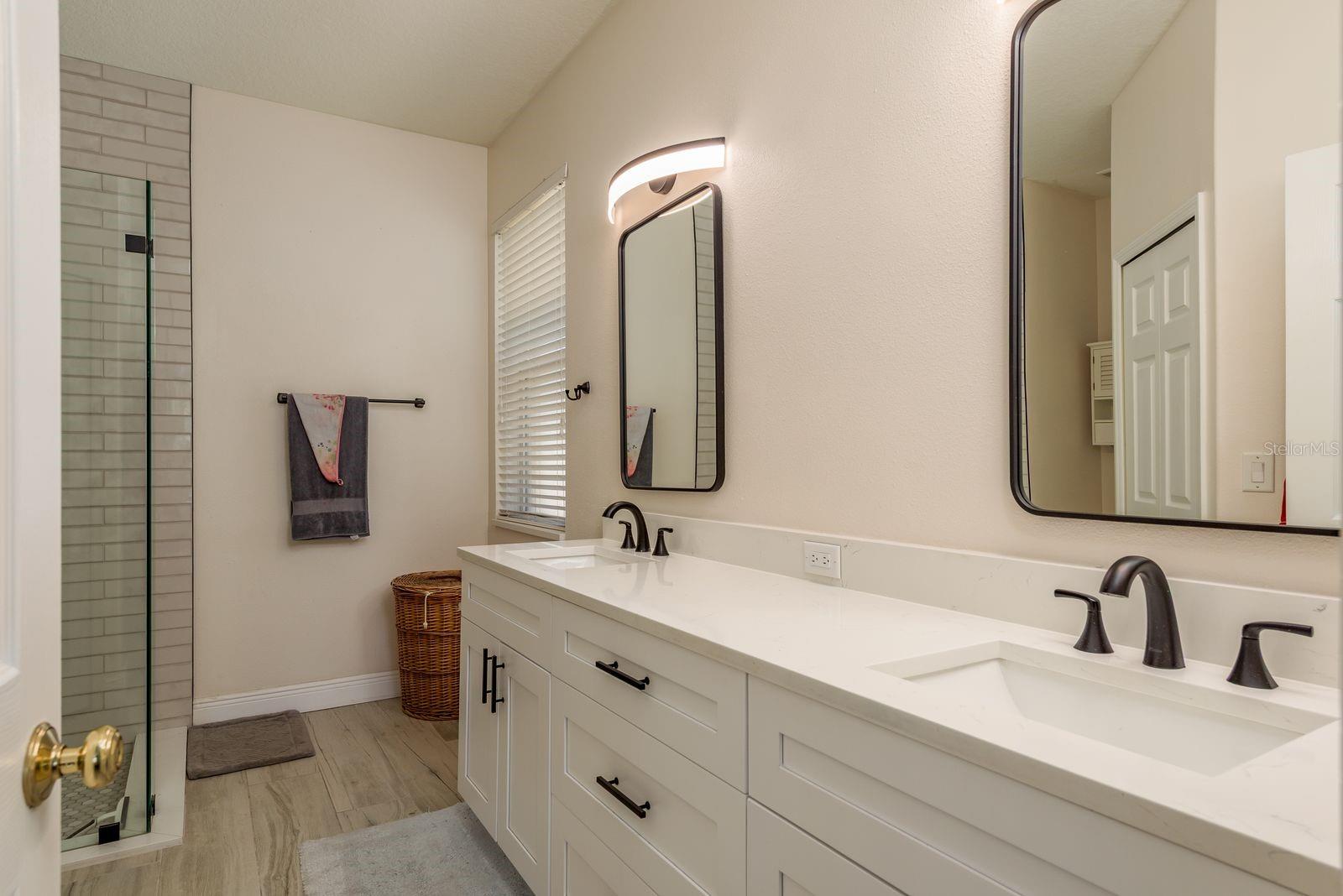 Image 26 of 55 For 17902 Cunningham Court