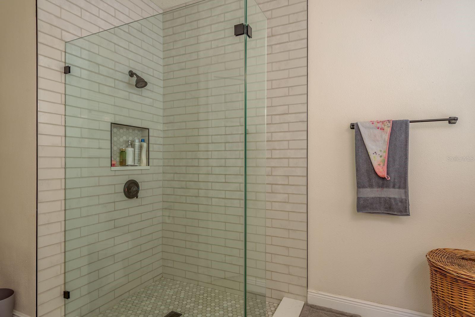 Image 27 of 55 For 17902 Cunningham Court