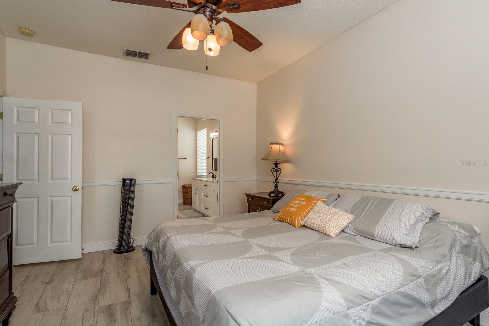 Image 29 of 55 For 17902 Cunningham Court