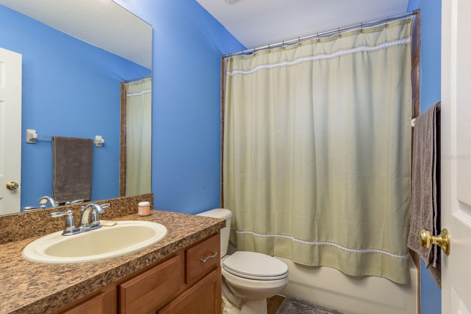 Image 35 of 55 For 17902 Cunningham Court