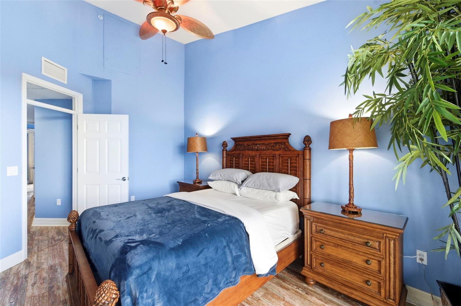 Image 24 of 30 For 609 Bahia Beach Boulevard