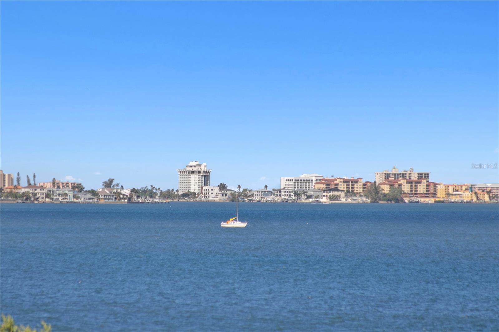 Image 17 of 83 For 4717 Dolphin Cay Lane S 202