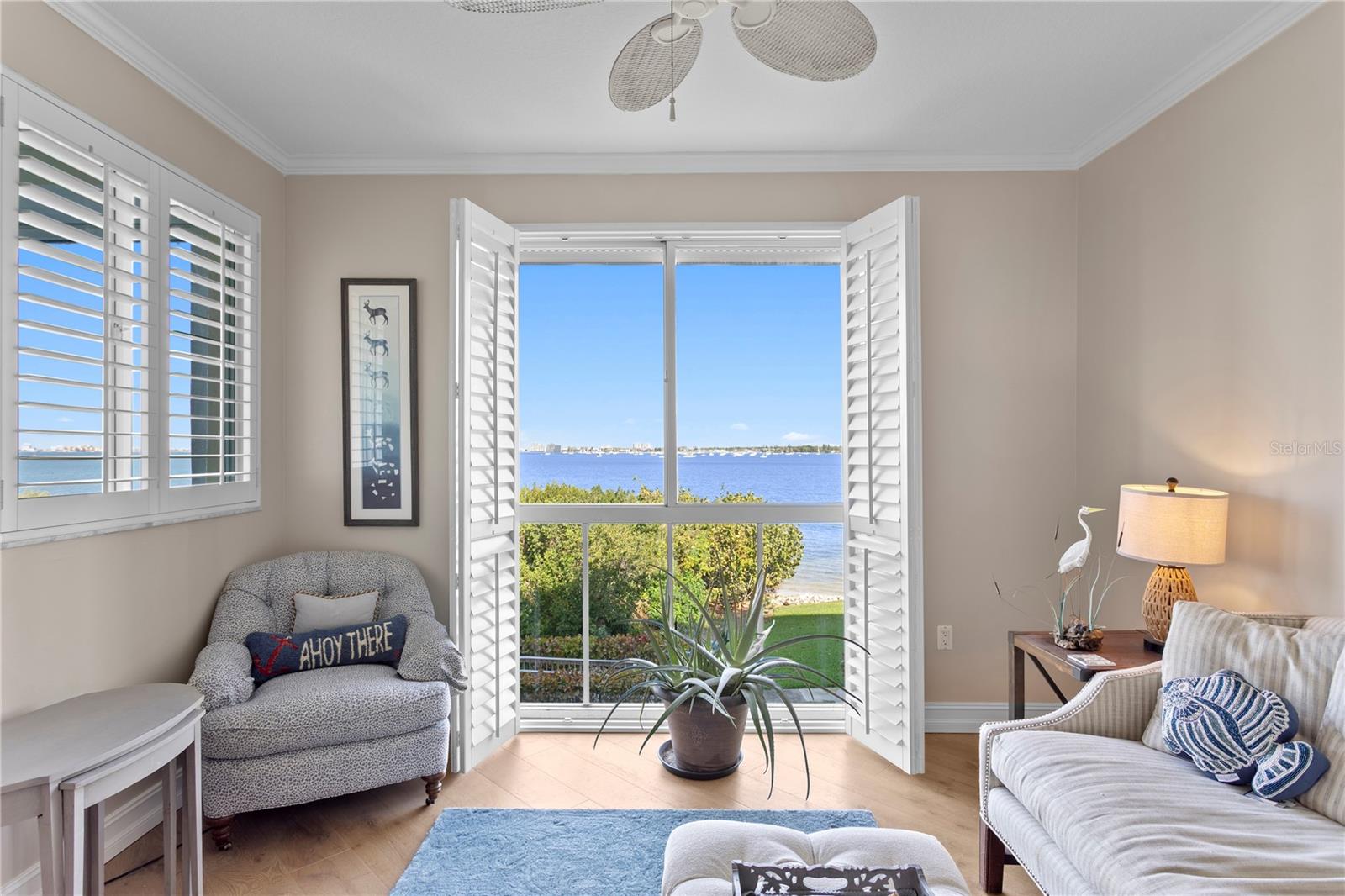 Image 18 of 83 For 4717 Dolphin Cay Lane S 202