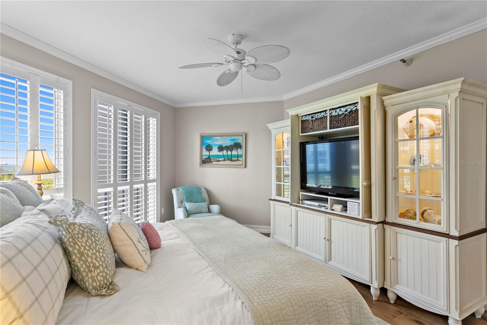 Image 29 of 83 For 4717 Dolphin Cay Lane S 202