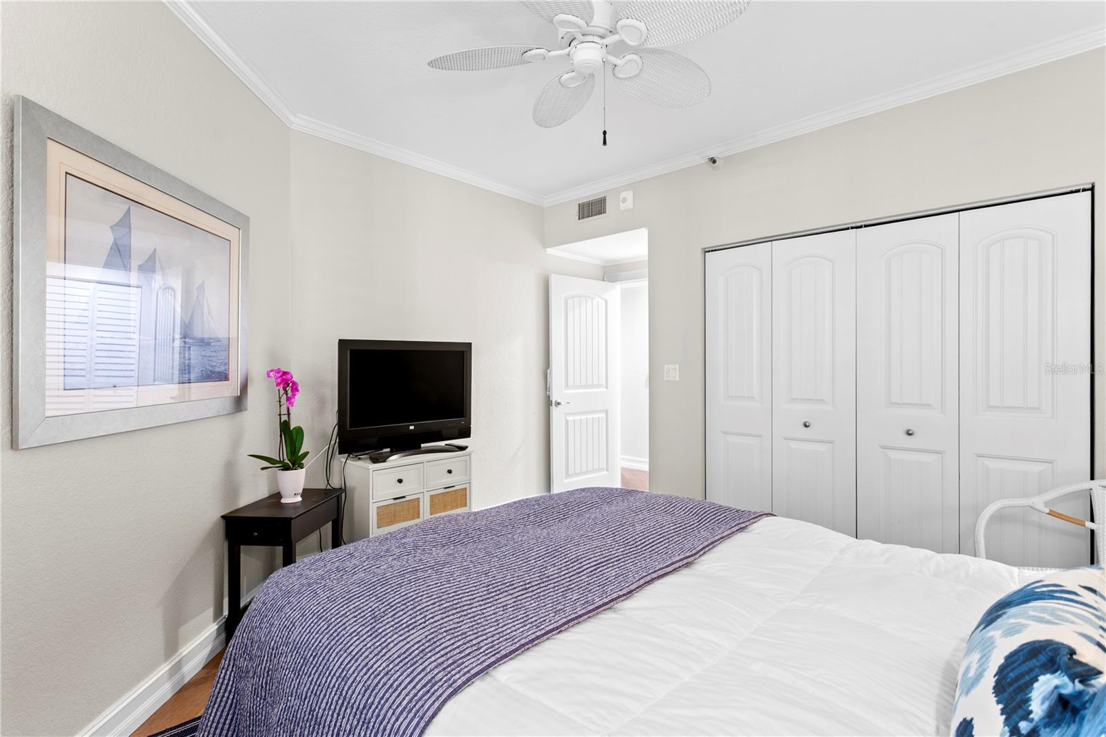 Image 35 of 83 For 4717 Dolphin Cay Lane S 202