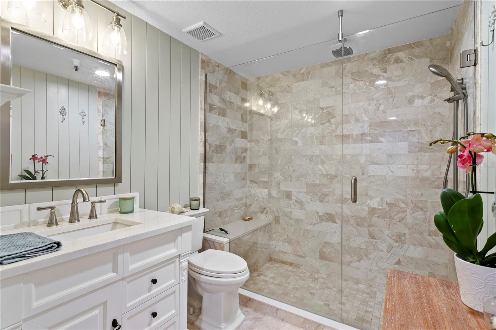 Image 36 of 83 For 4717 Dolphin Cay Lane S 202