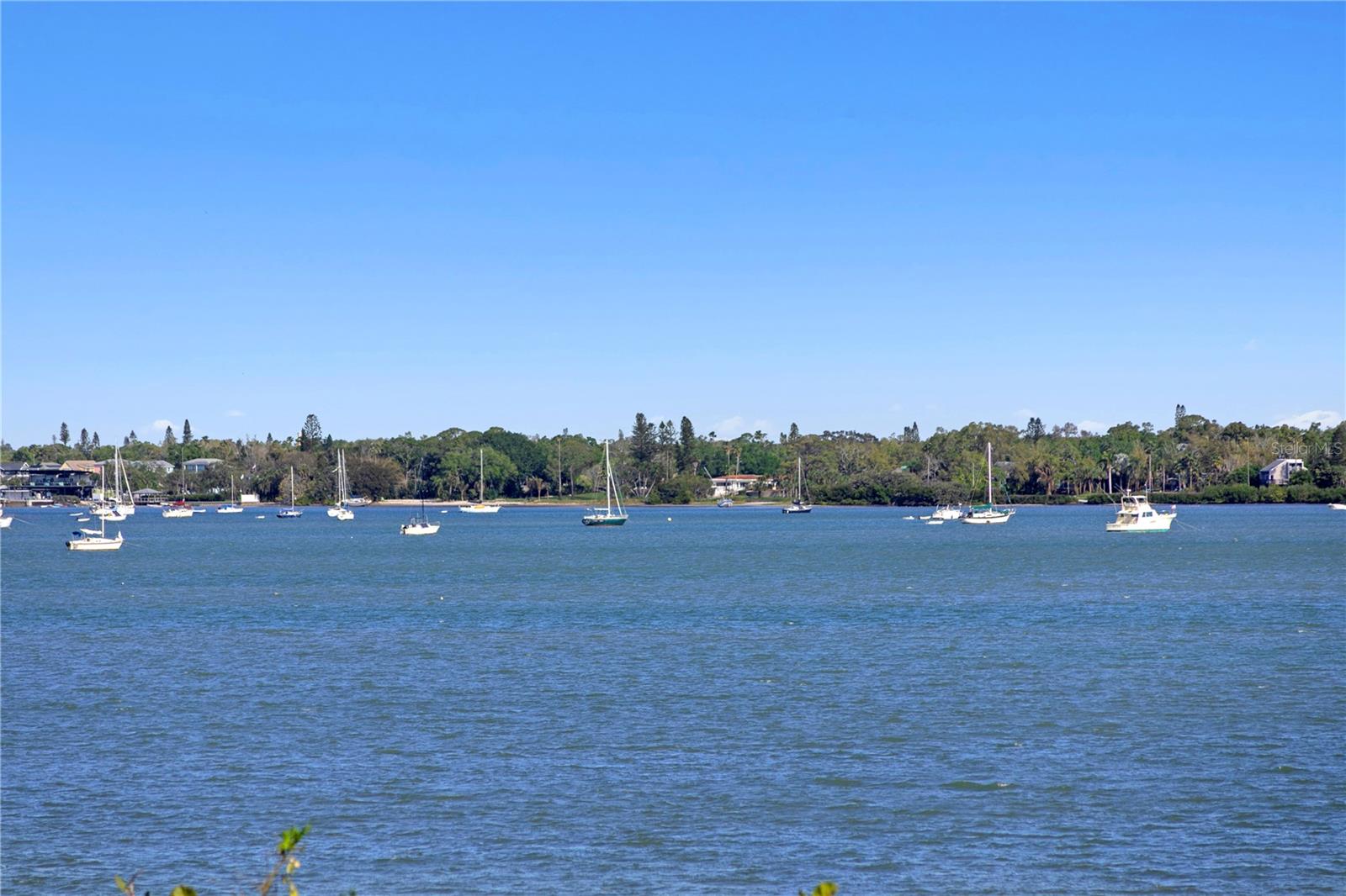 Image 39 of 83 For 4717 Dolphin Cay Lane S 202