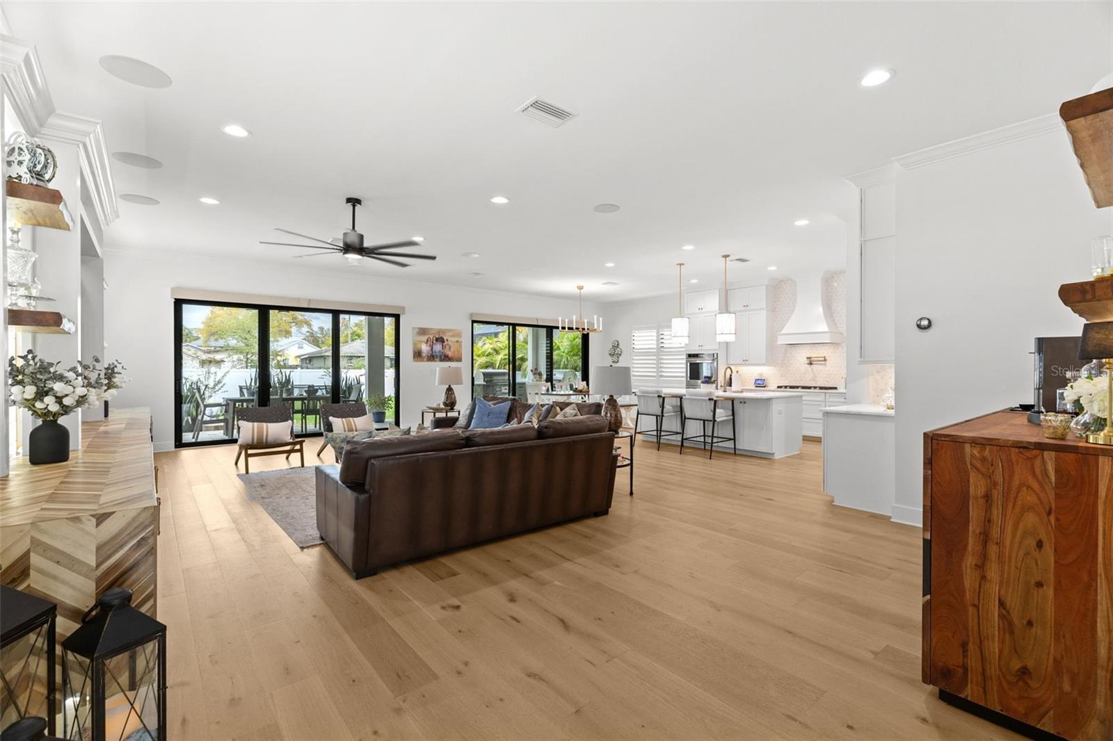 Image 10 of 74 For 2905 Leila Avenue