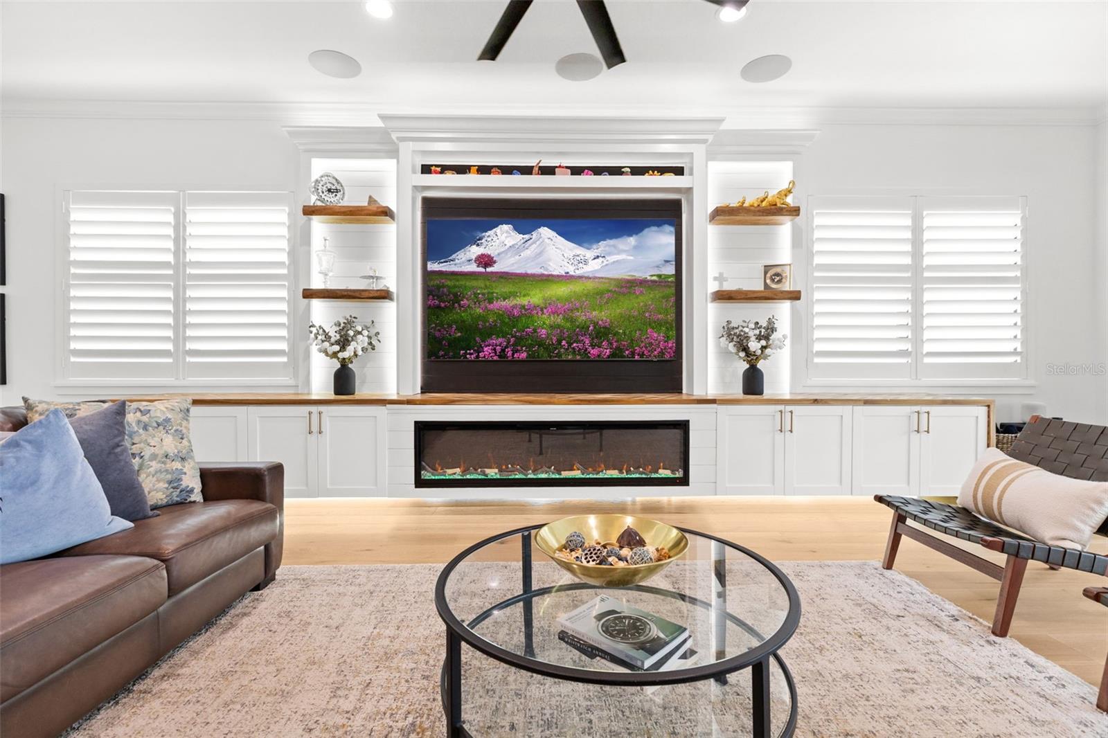 Image 18 of 74 For 2905 Leila Avenue