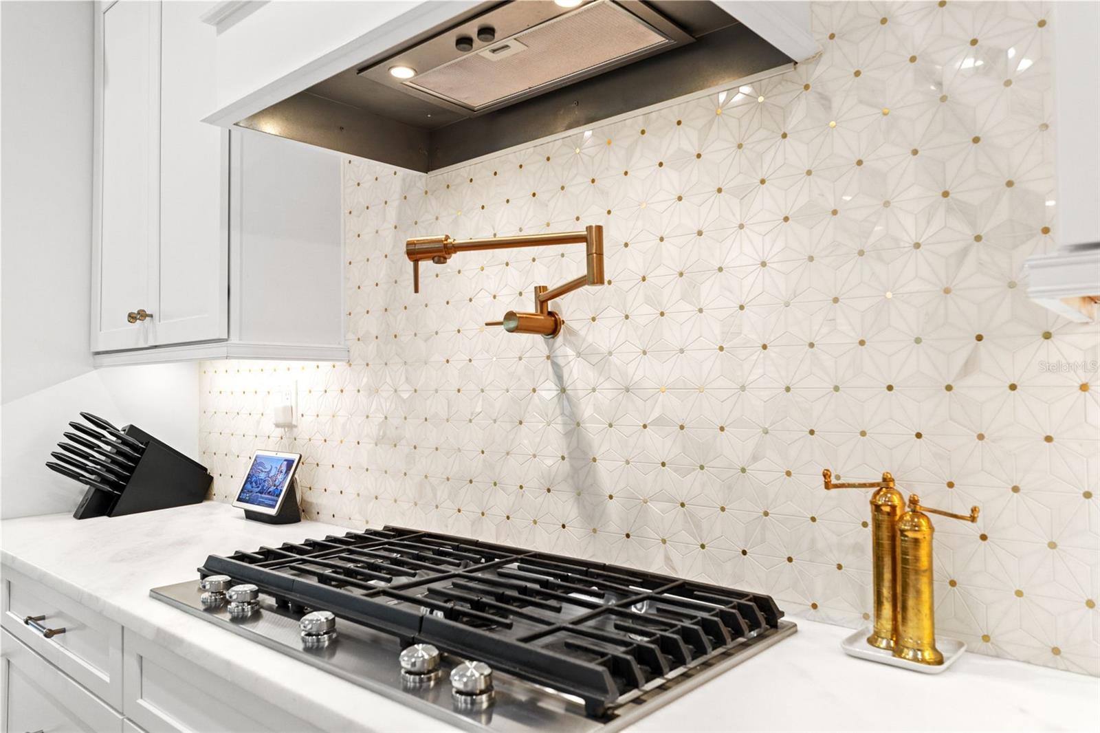 Image 21 of 74 For 2905 Leila Avenue