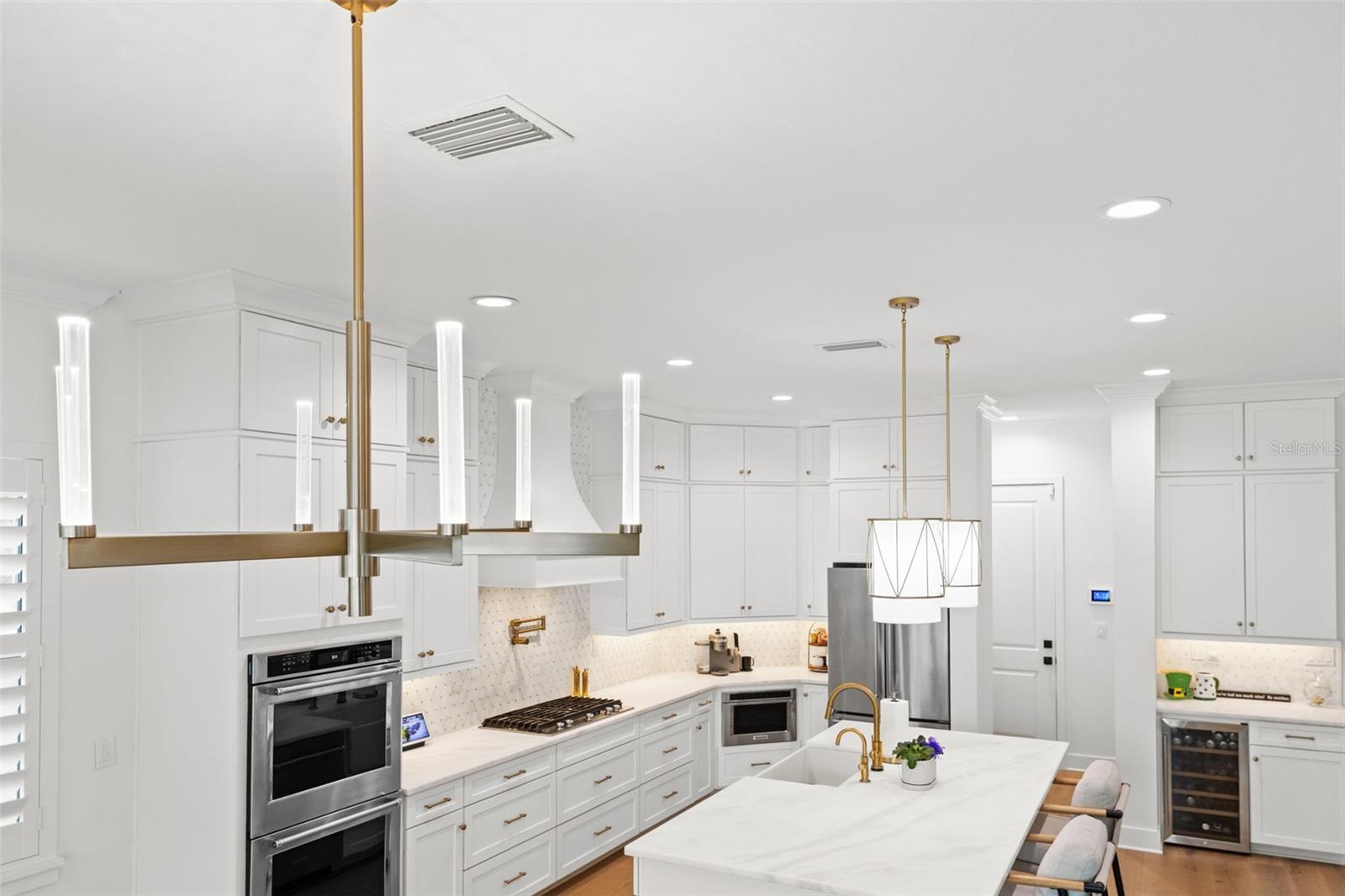 Image 22 of 74 For 2905 Leila Avenue