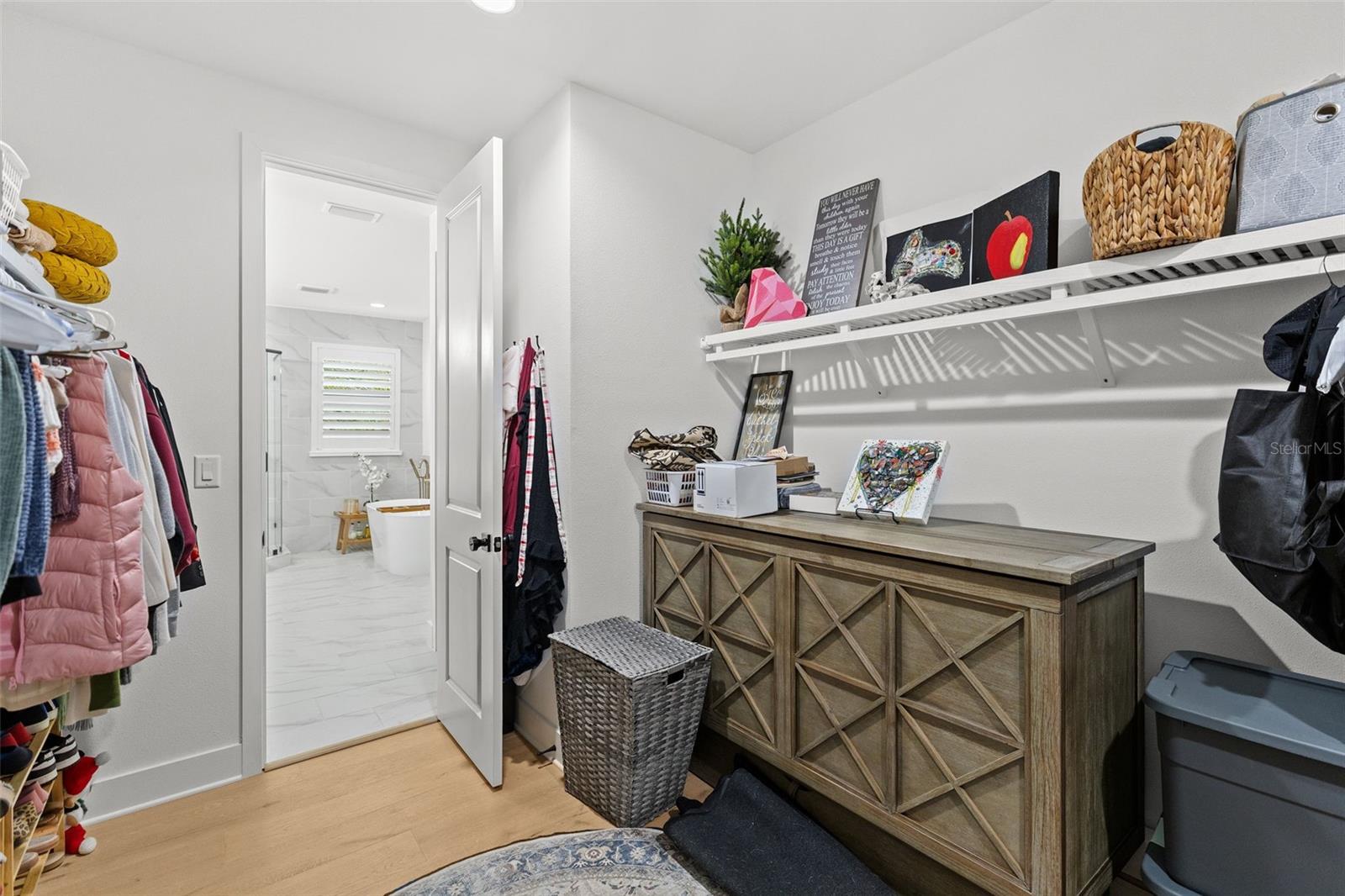 Image 35 of 74 For 2905 Leila Avenue