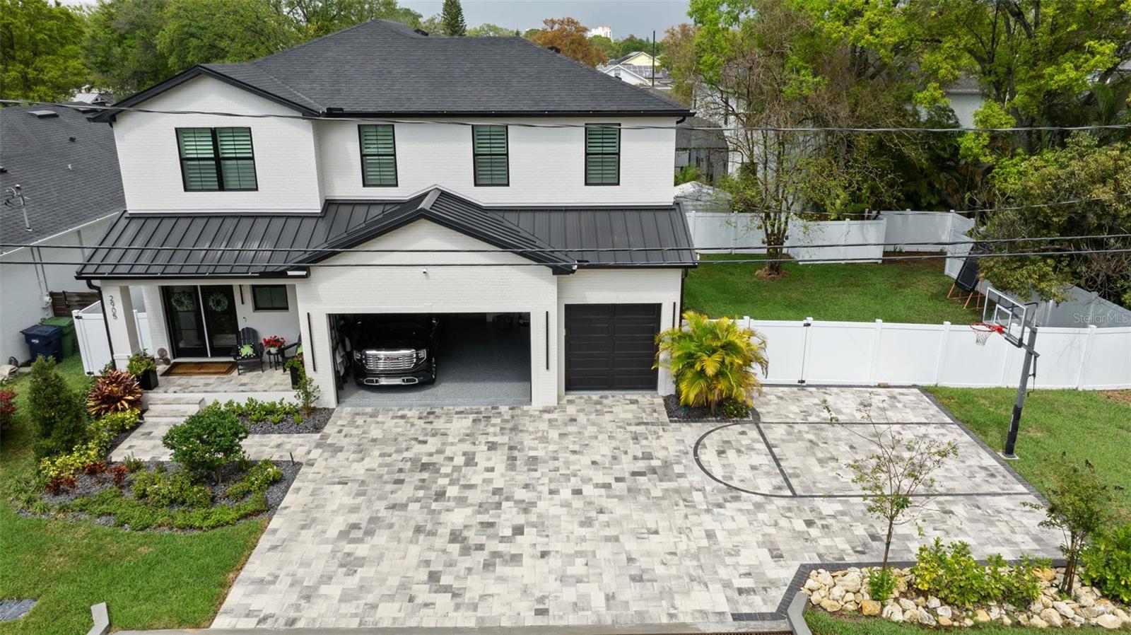 Image 68 of 74 For 2905 Leila Avenue