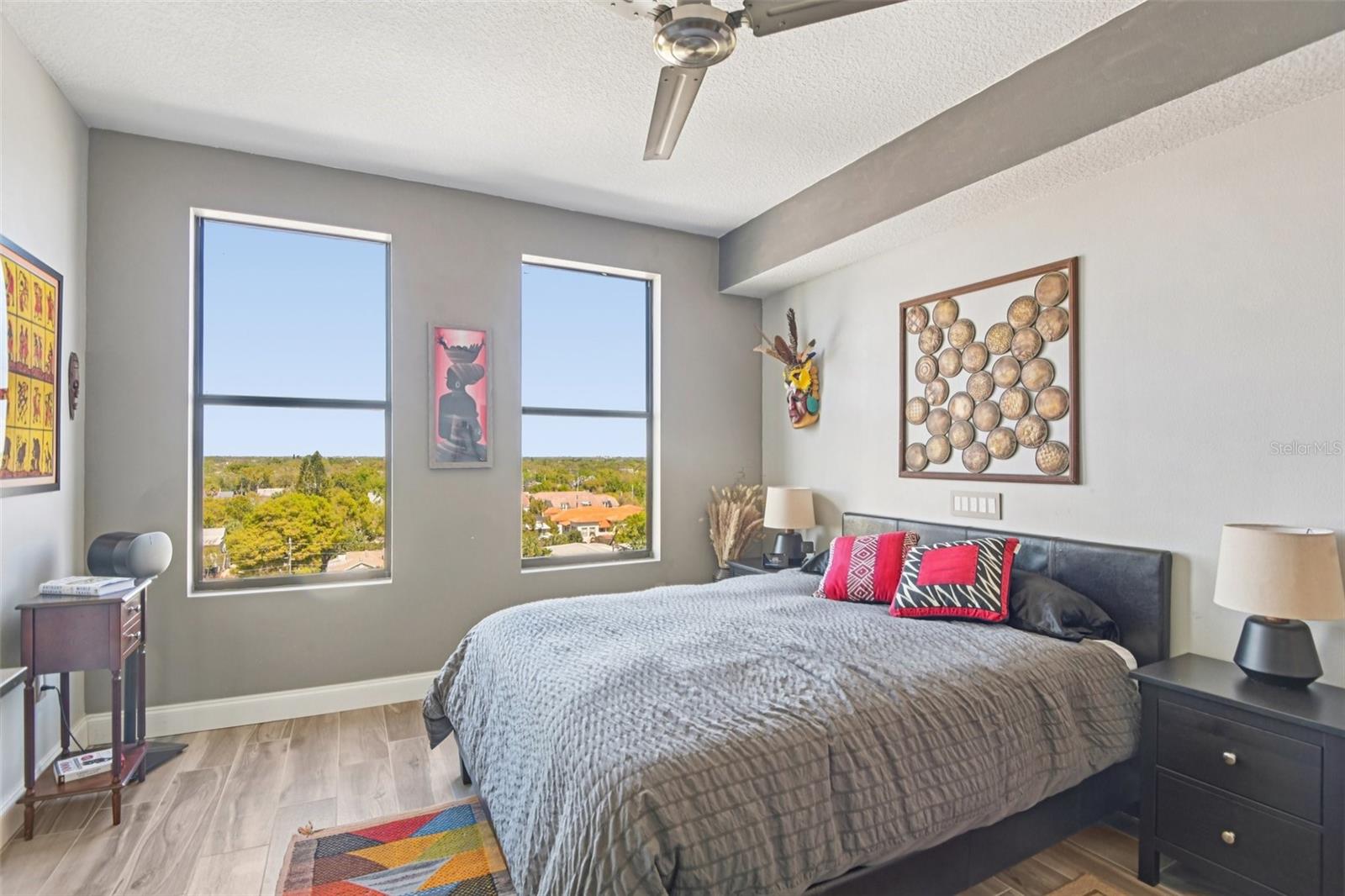 Image 11 of 44 For 226 5th Avenue N 801