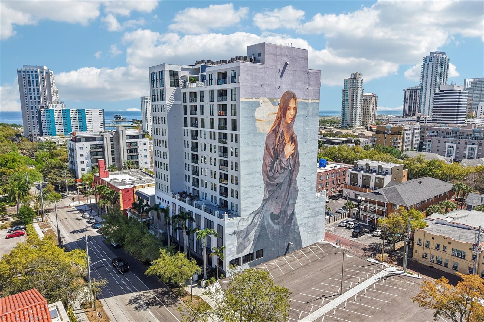 Image 2 of 44 For 226 5th Avenue N 801