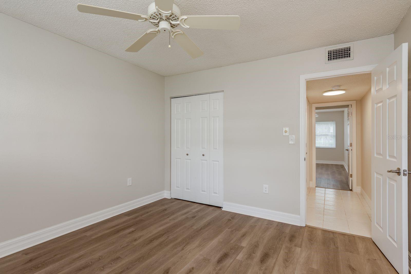 Image 20 of 41 For 8 Glencoe Place 104