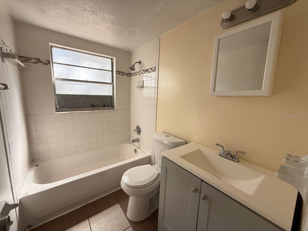 Image 6 of 9 For 8505 Tampa Street B