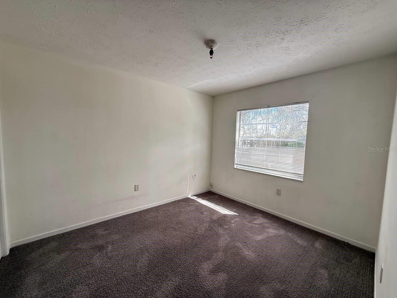 Image 7 of 9 For 8505 Tampa Street B