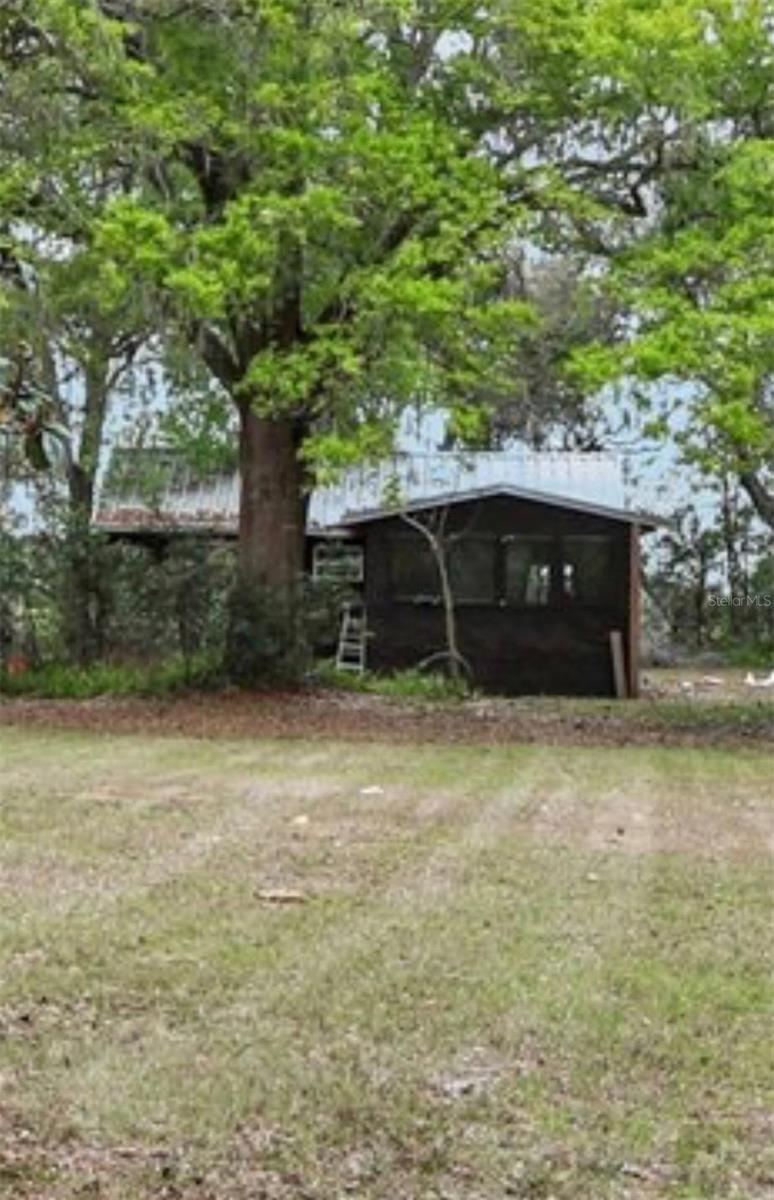 Image 2 of 17 For 35929 Valleybrook Avenue