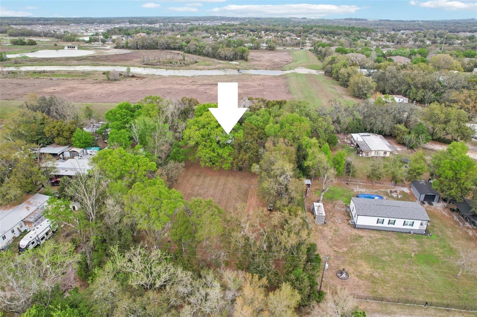 Image 4 of 17 For 35929 Valleybrook Avenue