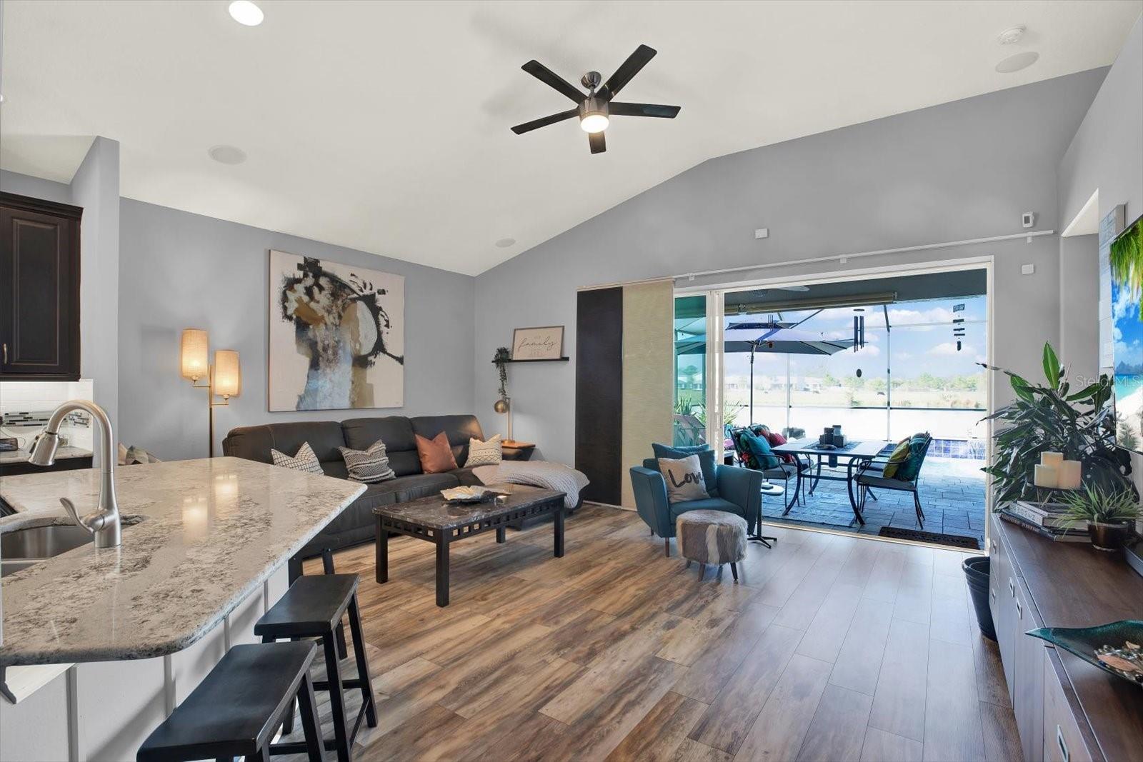 Image 19 of 61 For 7217 Blue Beech Drive