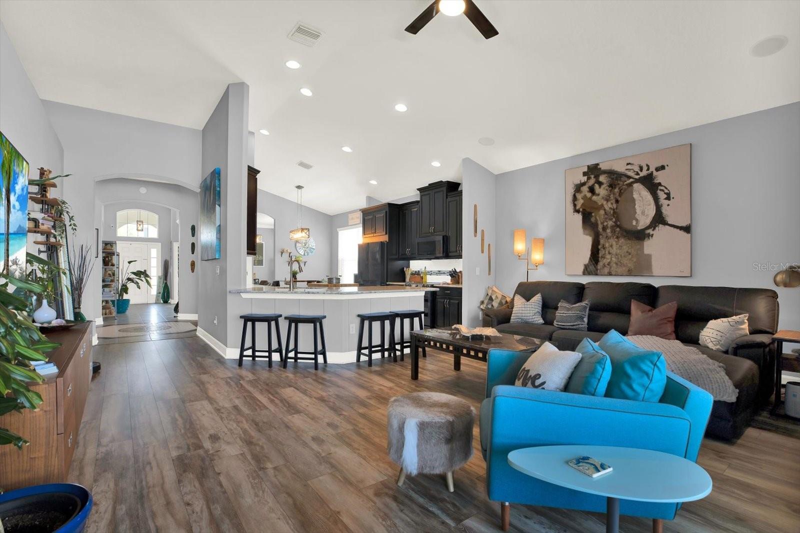 Image 21 of 61 For 7217 Blue Beech Drive