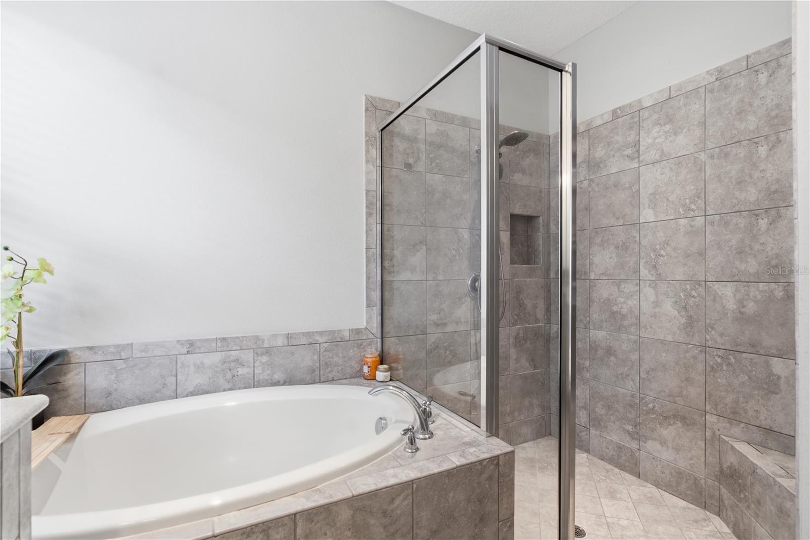 Image 15 of 44 For 4939 Los Robles Court