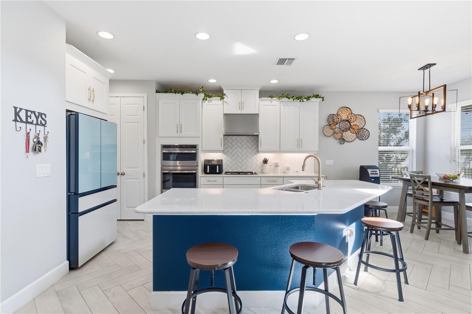 Image 6 of 44 For 4939 Los Robles Court