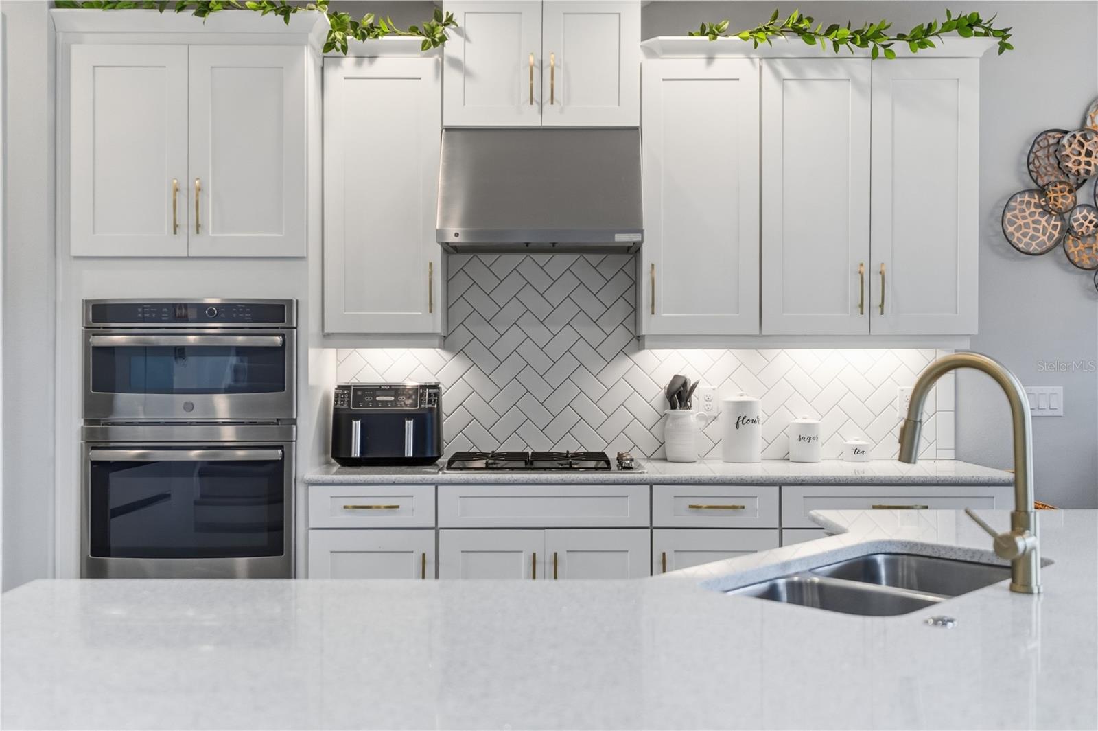 Image 9 of 44 For 4939 Los Robles Court