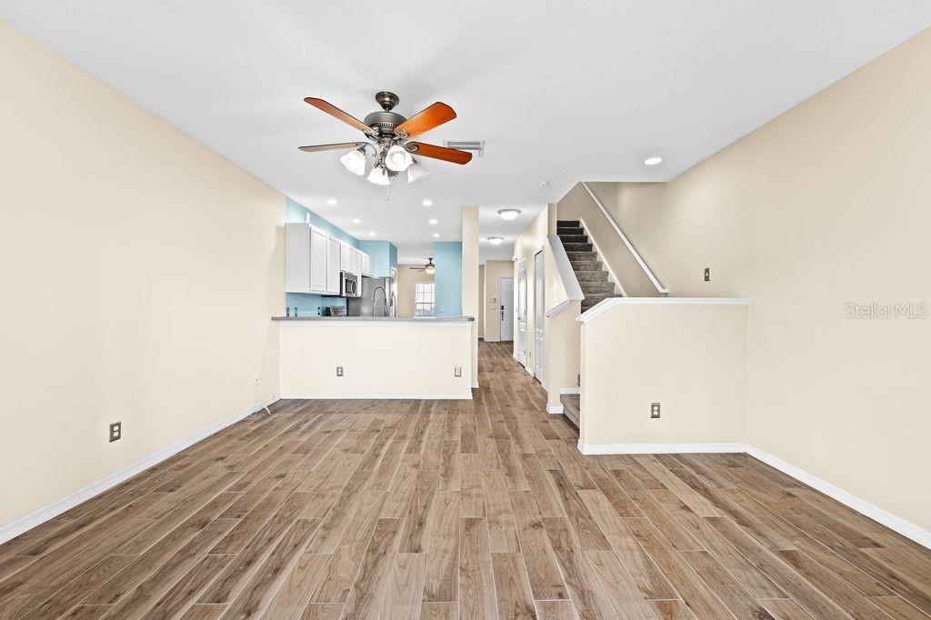 Image 10 of 30 For 16249 Swan View Circle